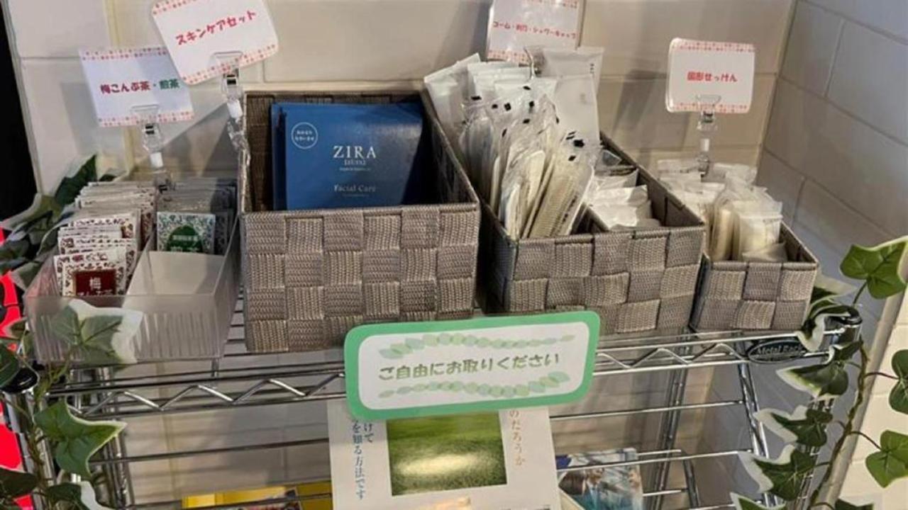 Toyoko Inn Okinawa Naha Kokusai-dori Miebashi-eki Bagian luar foto