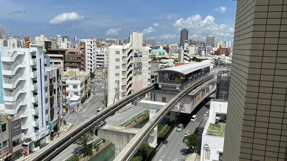 Toyoko Inn Okinawa Naha Kokusai-dori Miebashi-eki Bagian luar foto