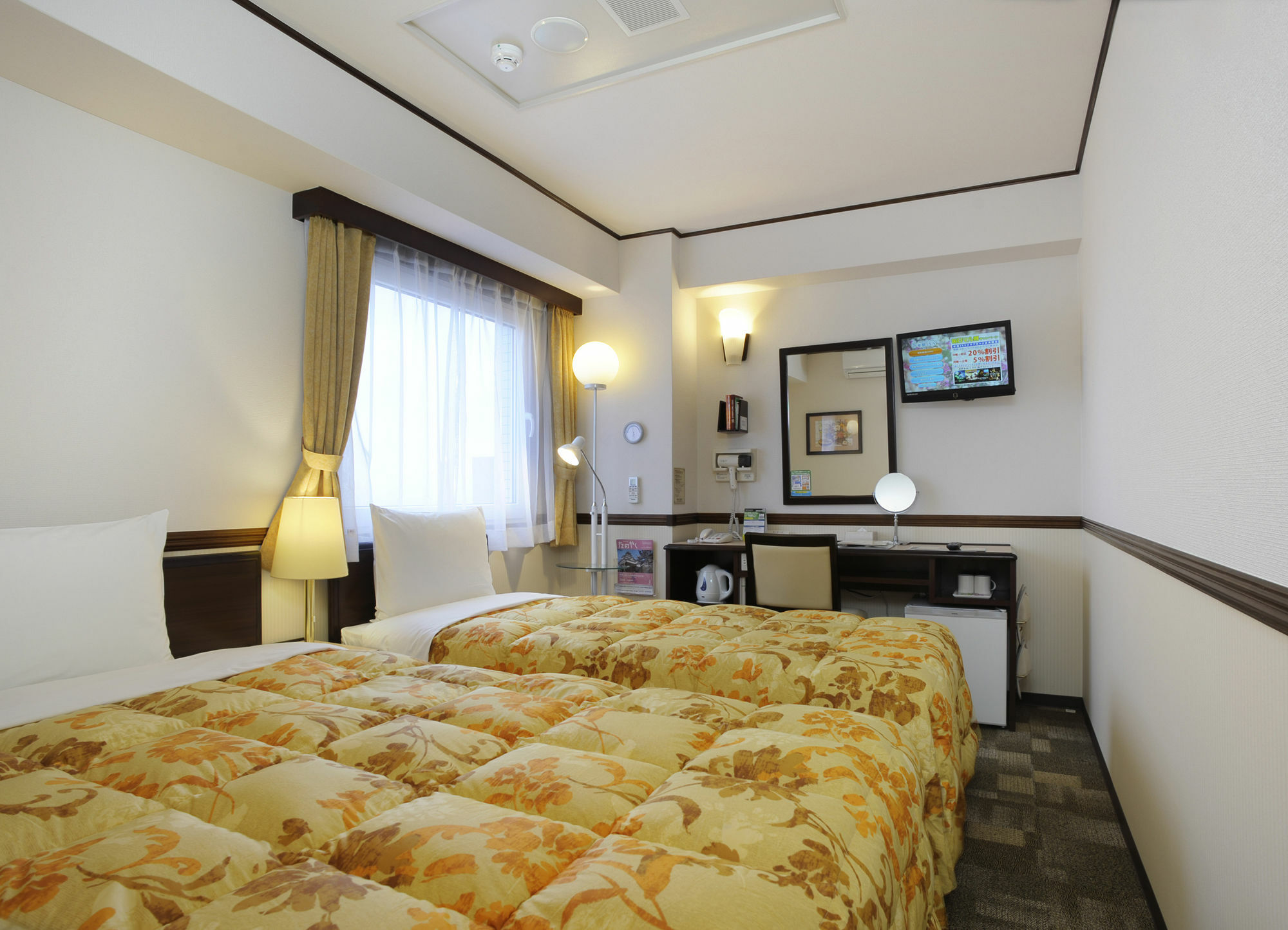 Toyoko Inn Okinawa Naha Kokusai-dori Miebashi-eki Bagian luar foto