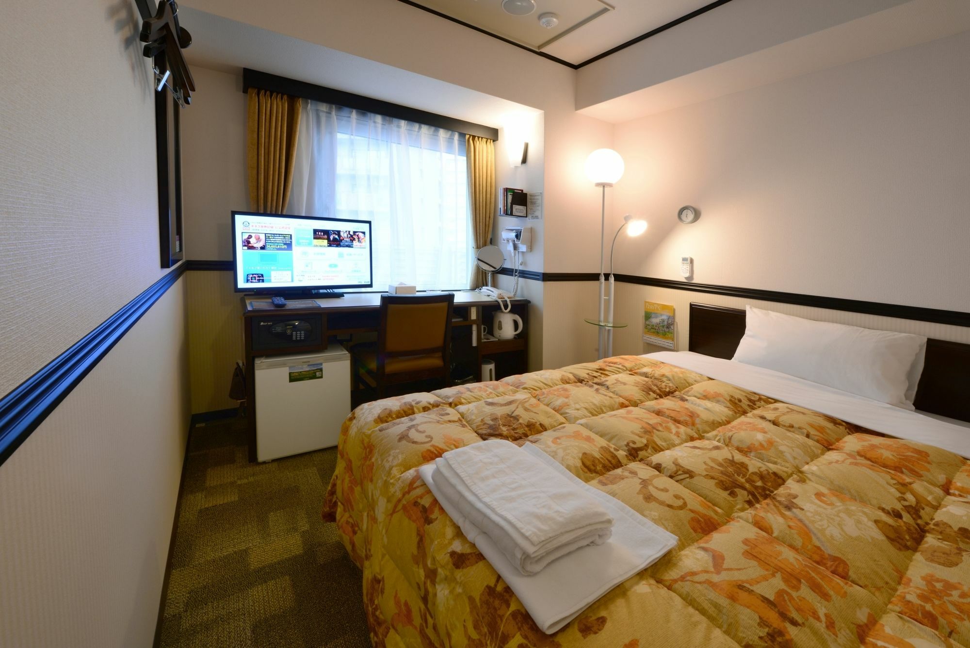 Toyoko Inn Okinawa Naha Kokusai-dori Miebashi-eki Bagian luar foto